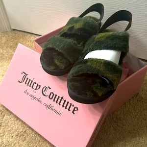 Juicy couture slides
